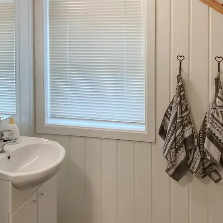 3 Bedroom Beautiful In *