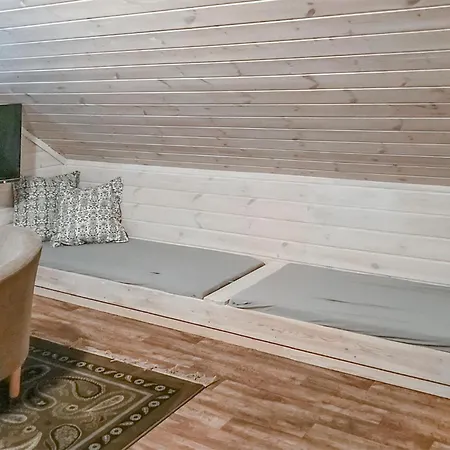 3 Bedroom Beautiful In Nyaraló Aseral